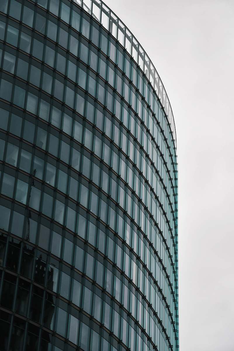 building close-up photography of curtain wall building office building